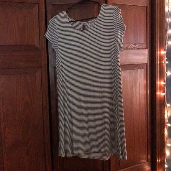 Short sleeved striped Mossimo (target) dress - Picture 1 of 2